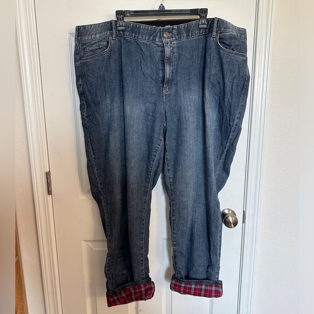 Women’s Boyfriend Flannel-Lined Jeans